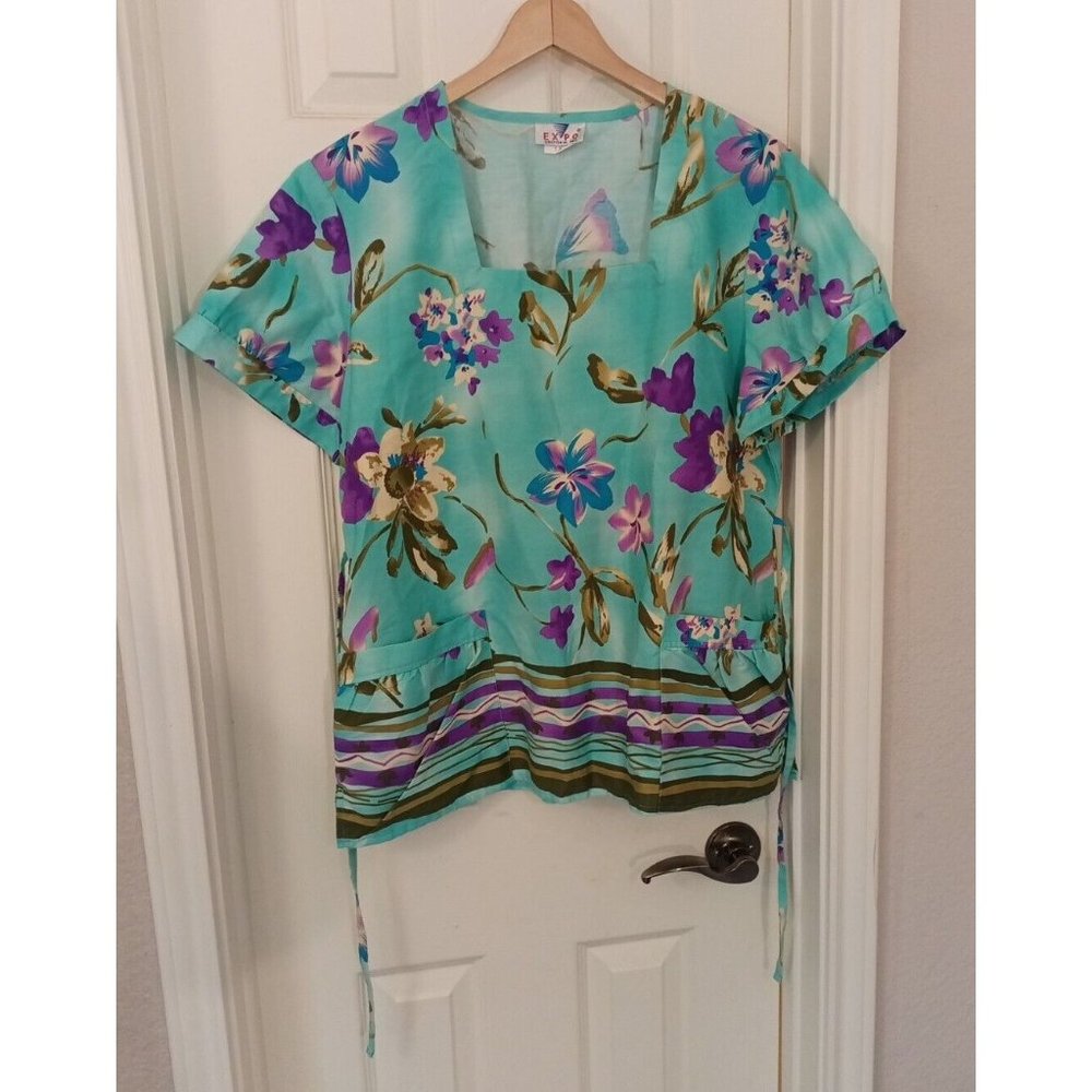 Women's Vintage Expo Scrub Top With Tie & Pockets Floral Colorful 1X